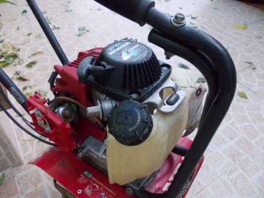 เครื่องพรวนดิน ผลิตที่ U.S.A.เครื่องขนาด1.0ps.4จังหวะwww.nihonmono.com