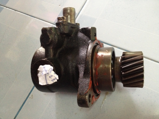 ขายปั้มพาวเวอร์ hino m10c ราคาถูกครับ