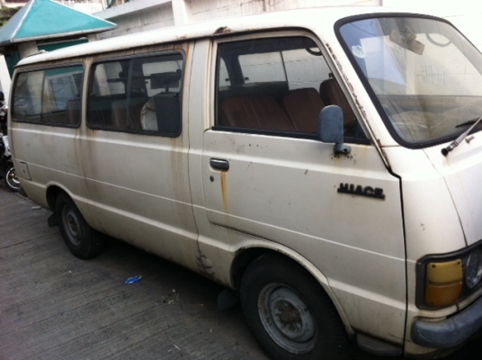 ขายรถตู้ toyota Hiach