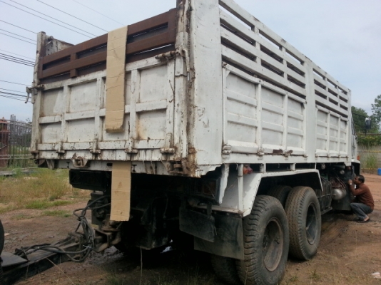 ขายด่วนISUZU ROCKY 270สองเพลาดั้มเเม่ลูกสภาพพร้อมใช้สุดๆยางดีเอกสารชุดโอนพร้อมจัดไฟแนนท์ได้รีบโทรเลย 0811838154