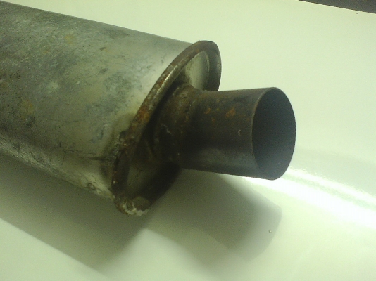 ขายท่อพักกลางรถกระบะ ( แบบแบน ) ราคา 350 บาท