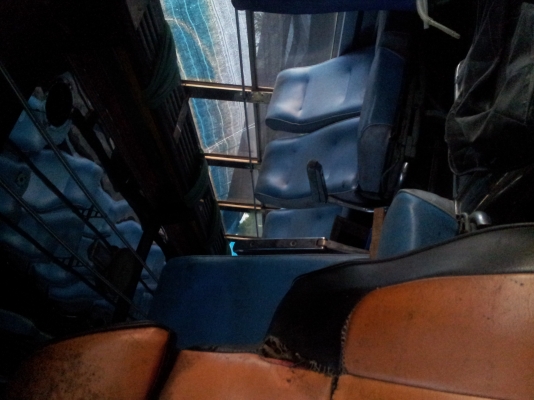 ขายตัวถังรถบัสพัดลม 12ม. ราคาถูก 90,000 บาท ขายตัวถังรถบัสพัดลม 12ม. ราคาถูก 90,000 บาท