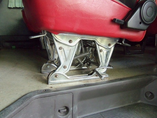 ขายด่วนรถตู้ พร้อมใช้งาน 165,000 บาท ขายด่วนรถตู้ พร้อมใช้งาน 165,000 บาท