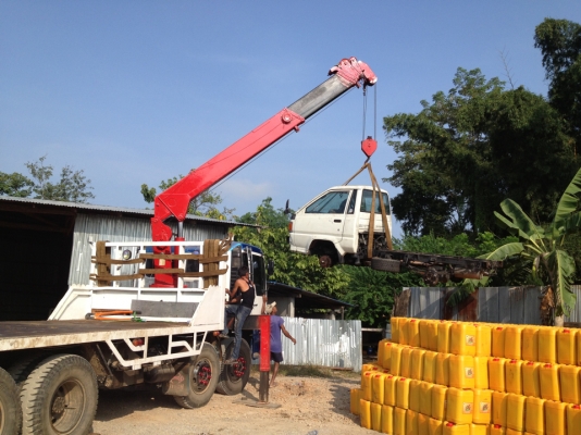 ขาย12ล้อ2เพลาติดเครน unic5ตัน6ท่อน สภาพสวยรถใช้ง่ายอยู่  ราคาต่อรองได้  เอกสารพร้อมโอน