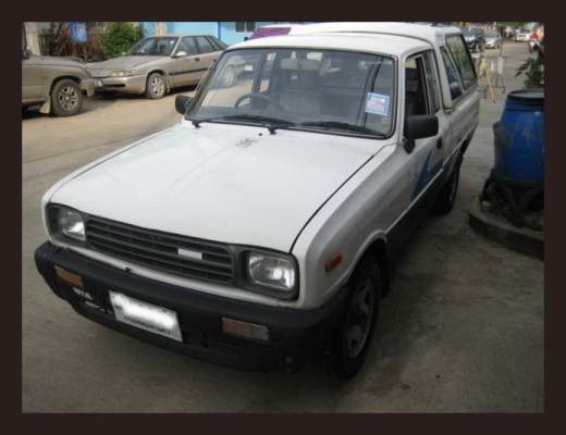 ขาย Mazda familia Super Cab ปี 93 เบนซิน 1.4 สภาพสวย สีเดิมๆดิบๆ พร้อมหลังคา แอร์หน้า-หลัง