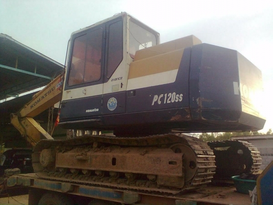 KOMATSU PC 120-5 สภาพดีเป็นรถเก่านอก เครื่องดีไม่มีเยิ้ม ปั๊มเดิมทำงานเร็ว มอเตอร์คันเร่งตัด แอร์เย็น ช่วงล่างดีประมาณ 70\% เอกสารใบอินวอยซ์ครบพร้อมครับ