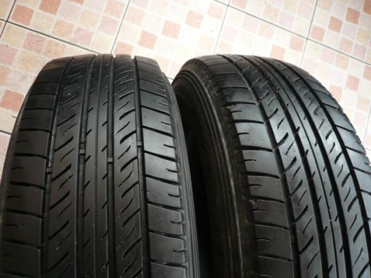 ขายยาง MICHELIN VANPIX 205-70-15 ปลายปี10 (1ชุด) ขายยาง MICHELIN VANPIX 205-70-15 ปลายปี10 (1ชุด)