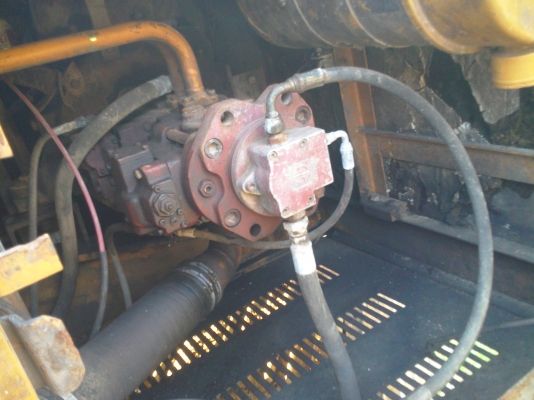 ขาย hyundai robex 200 lc ครับ