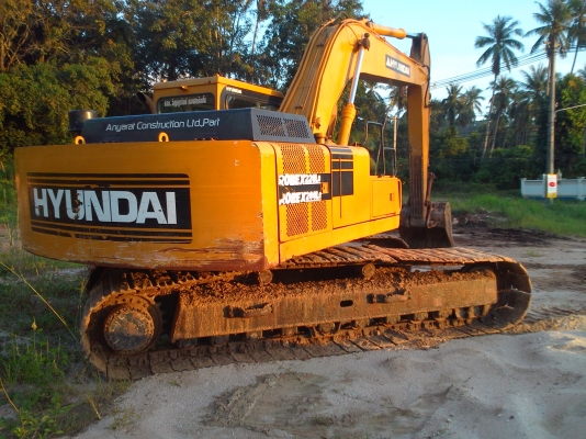 ขาย hyundai robex 200 lc ครับ