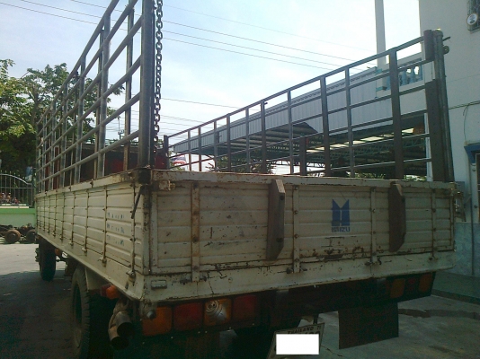 กระบะคาร์โก้คอกเหล็ก 6 ล้อ ยาว 6 เมตร