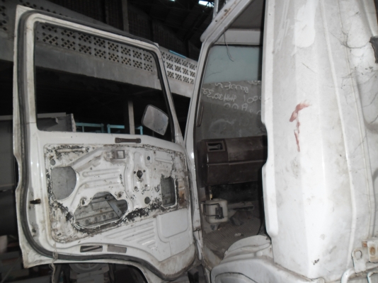 HINO KM779 HINO KM779