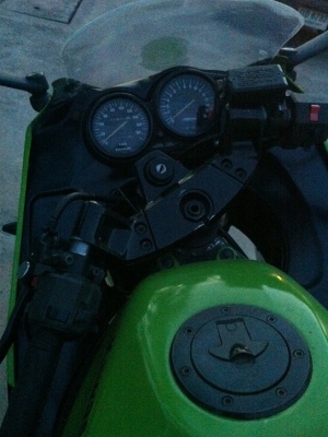 ZZR400 ปี 96 inv. 45000 ด่วนครับ ลดได้ ต้องการใช้เงินครับ