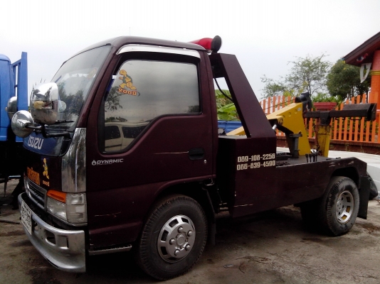 รถยกหกล้อรุ่นNKR55EX5 เครื่องยนต์4JB1-989037สภาพพร้อมใช้งานเล่มพร้อมโอนใช้เองอยากขาย