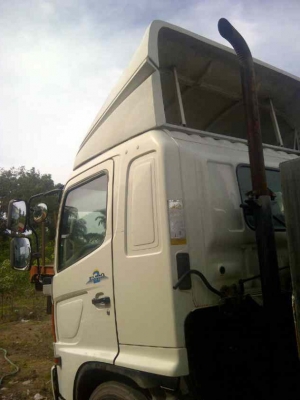 ขาย 10 ล้อหัวลาก HINO เมก้า 260 แรงม้า สวยๆ เดิมๆ สนใจโทร 0819701072