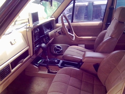 ่่JEEP cherokee 4.0 UZ ปี 37 ภาพเต็มครับข้างใน ่่JEEP cherokee 4.0 UZ ปี 37 ภาพเต็มครับข้างใน