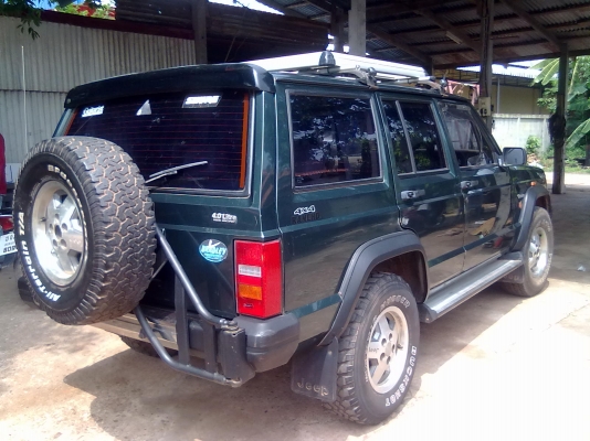 ่่JEEP cherokee 4.0 UZ ปี 37 ภาพเต็มครับข้างใน ่่JEEP cherokee 4.0 UZ ปี 37 ภาพเต็มครับข้างใน