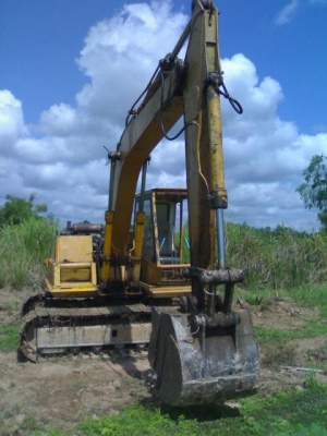 KOMATSU PC100 à¸£à¸¸à¹ˆà¹‰à¸™ 2 à¹€à¸„à¸£à¸·à¹ˆà¸­à¸‡ HO6C