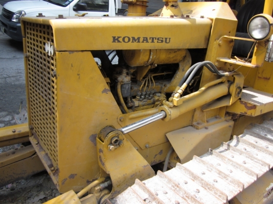 ขายถูà¸-รถà¹à¸—รà¸à¹€à¸•à¸à¸£à¹Œ (Tractor) KOMATSU D2-5: ใบมีคสไลค์ 6 ทิศทาง ขายถูà¸-รถà¹à¸—รà¸à¹€à¸•à¸à¸£à¹Œ (Tractor) KOMATSU D2-5: ใบมีคสไลค์ 6 ทิศทาง