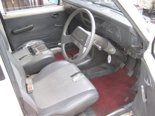 *ด่วน **Mazda familia Super Cab ปี 93 เบนซิน 1.4 สภาพสวยครับ เดิมๆดิบๆ พร้อมหลังคา แอร์หน้า-หลัง