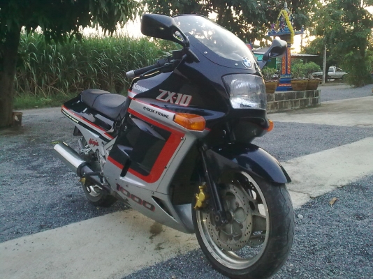 ขาย zx 10 ปี 90 ทะเบียน+ชุดโอนครบ สภาพสวย เครื่องดี แรงๆ