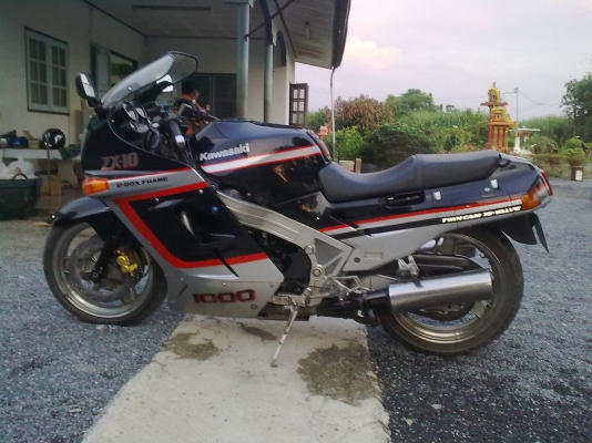 ขาย zx 10 ปี 90 ทะเบียน+ชุดโอนครบ สภาพสวย เครื่องดี แรงๆ