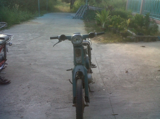 ขายc50 เดิมๆ เครื่องขี่ไม่ได้ ราคา 5500 ต่อลองได้