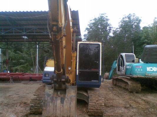 ขายแบคโฮ KOMUTSU 120-5 สภาพรถพร้อมใช้งาน ขายแบคโฮ KOMUTSU 120-5 สภาพรถพร้อมใช้งาน