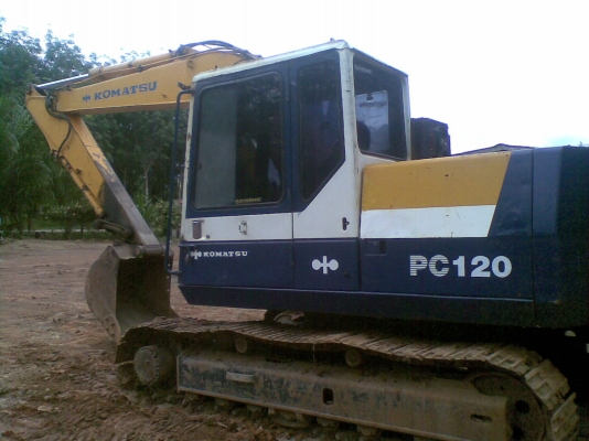 ขายแบคโฮ KOMUTSU 120-5 สภาพรถพร้อมใช้งาน ขายแบคโฮ KOMUTSU 120-5 สภาพรถพร้อมใช้งาน