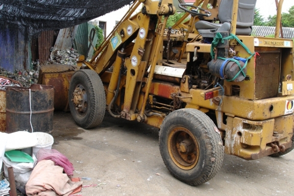 รถตักล้อยางKOMATSU บุ้งกี๊ใหญ่