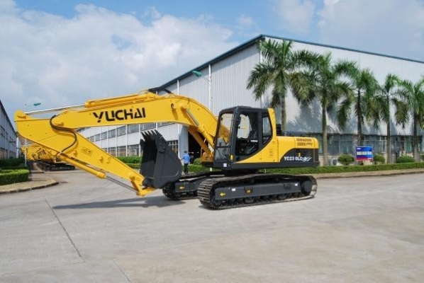 YUCHAI รถขุดจีนที่ขายดีในอเมริกา YC 230-8 รถใหม่ราคาเริ่มต้นที่2.8ล้าน