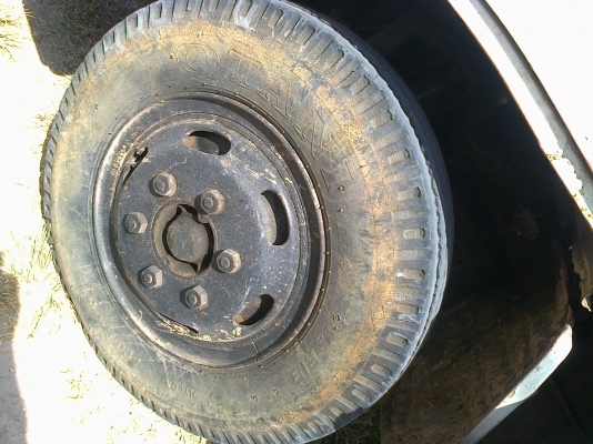 TOYOTA DYNA 85 แรง หกล้อกระบะเหล็กช่วงยาว 4.30 เมตร เครื่องดี ภายในเก๋งครบ เกียร์ยาว ช่วงล่างคัชซีดีไม่มีบวม ยางสภาพดี เอกสารทะเบียนครบพร้อมโอนครับ