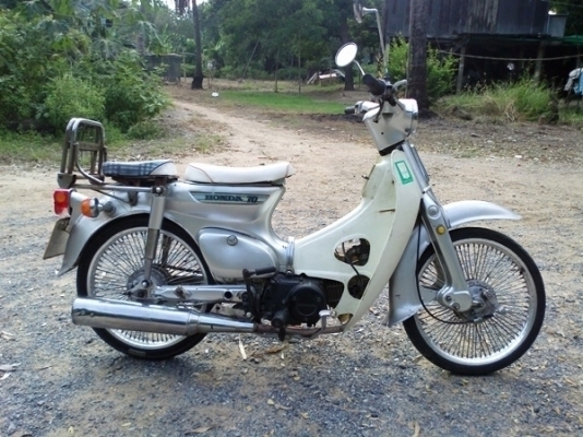 อ๊อด Classic Bike//ด่วน C70เครื่องWave100 มีใบซื้อขายให้ 11,500 บาท ด่วนๆ