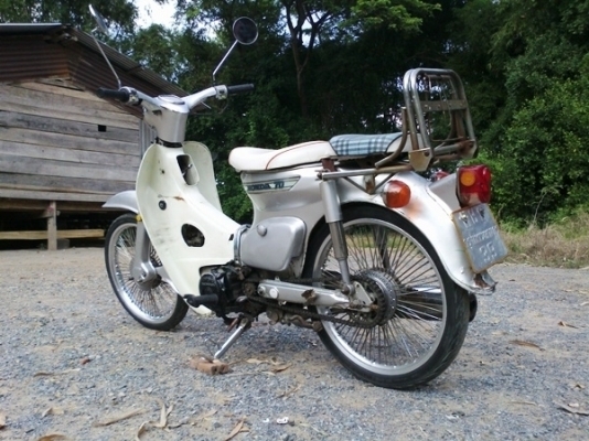 อ๊อด Classic Bike//ด่วน C70เครื่องWave100 มีใบซื้อขายให้ 11,500 บาท ด่วนๆ