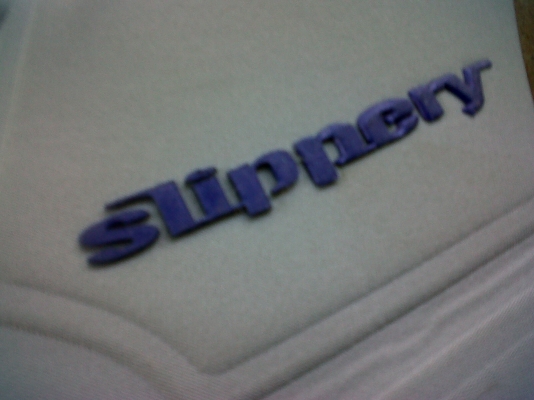เสื้อชูชีพ Slippery สภาพใหม่มาก ไม่เคยลงน้ำ เก็บอย่างเดียว เสื้อชูชีพ Slippery สภาพใหม่มาก ไม่เคยลงน้ำ เก็บอย่างเดียว