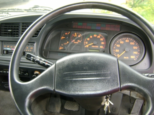 ขายรถ10ล้อร็อกกี้175แรงยาว7เมตรแอร์เย็น กระจกไฟฟ้า เซ็นทรันล็อก ว างหัวใหม่เดกก้า สภาพหัวป้ายแดง เครื่องดี คัชชีสวย ยางเลเดียน 10 เส้น รถสภาพ 90\% ยาว 7 ม. ขายรถ10ล้อร็อกกี้175แรงยาว7เมตรแอร์เย็น กระจกไฟฟ้า เซ็นทรันล็อก ว างหัวใหม่เดกก้า สภาพหัวป้ายแดง เครื่องดี คัชชีสวย ยางเลเดียน 10 เส้น รถสภาพ 90\% ยาว 7 ม.