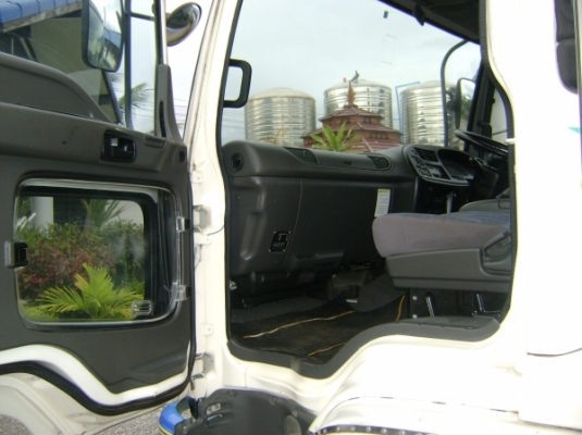 ขายรถ10ล้อร็อกกี้175แรงยาว7เมตรแอร์เย็น กระจกไฟฟ้า เซ็นทรันล็อก ว างหัวใหม่เดกก้า สภาพหัวป้ายแดง เครื่องดี คัชชีสวย ยางเลเดียน 10 เส้น รถสภาพ 90\% ยาว 7 ม. ขายรถ10ล้อร็อกกี้175แรงยาว7เมตรแอร์เย็น กระจกไฟฟ้า เซ็นทรันล็อก ว างหัวใหม่เดกก้า สภาพหัวป้ายแดง เครื่องดี คัชชีสวย ยางเลเดียน 10 เส้น รถสภาพ 90\% ยาว 7 ม.