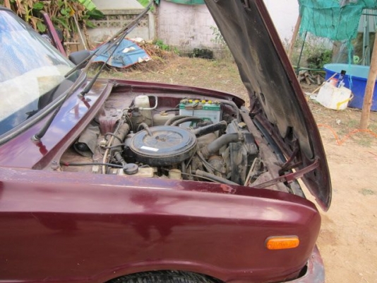 Mazda Familia 1.3 ปี 1995 สีแดงเลือดหมู