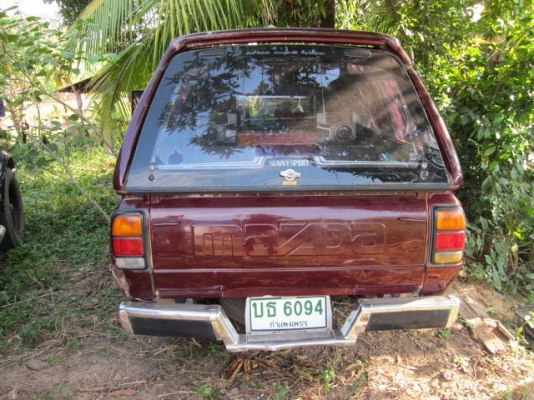 Mazda Familia 1.3 ปี 1995 สีแดงเลือดหมู