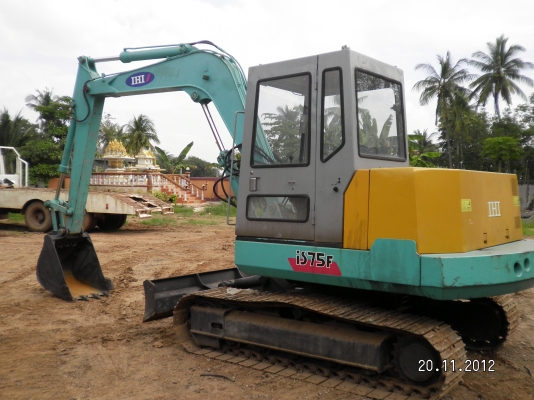 ขายรถขุดนอกpc 60 ( IHI 75 )