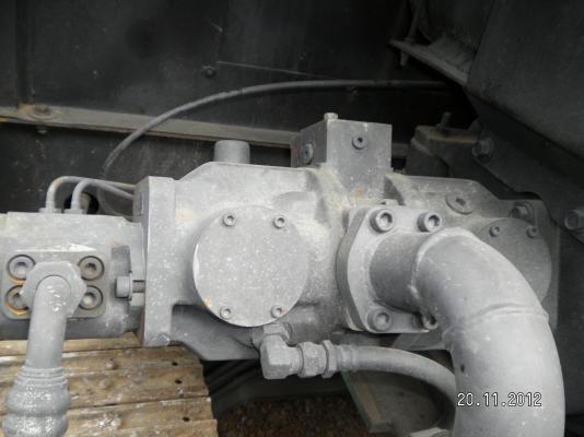 ขายรถขุดนอกpc 60 ( IHI 75 )