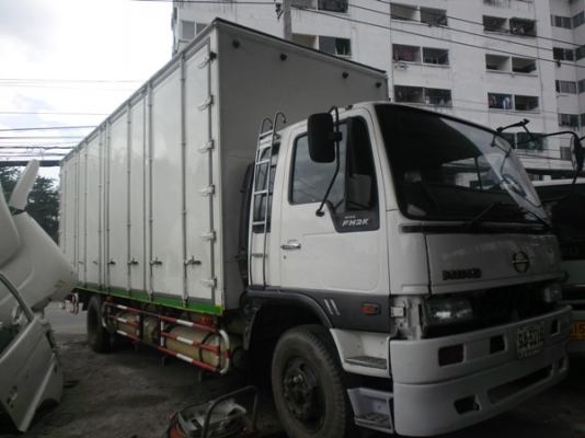 รายละเอียด ขายรถบรรทุกหกล้อใหญ่ วิ่งงานทุกวัน hino 210 แรง ใช้ ngv ประหยัด แอร์เย็น ตู้แห้ง 10 บาน ยาว 7.50 เมตร วิ่งงานประจำอยู่บางชัน ระยอง  ขายรถบรรทุกหกล้อใหญ่ วิ่งงานทุกวัน hino 210 แรง ใช้ ngv ประหยัด แอร์เย็น ตู้แห้ง 10 บาน ยาว 7.50 เมตร วิ่งงานประ