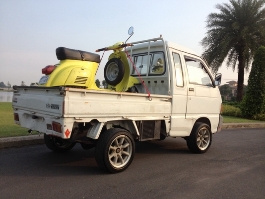 กระป้อนอก 4x4 หัวแตงโม แค๊ป+หลังคาสูง+เบาะปรับเอนได้ ห้องโดยสารกว้าง หายาก