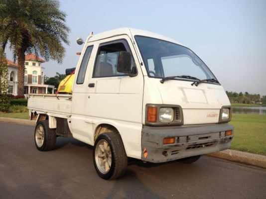 กระป้อนอก 4x4 หัวแตงโม แค๊ป+หลังคาสูง+เบาะปรับเอนได้ ห้องโดยสารกว้าง หายาก