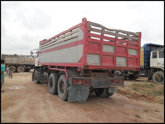 ฮีโน่ เจ้าอินทรีย์  เครื่อง 195 แรง สภาพสวยๆ