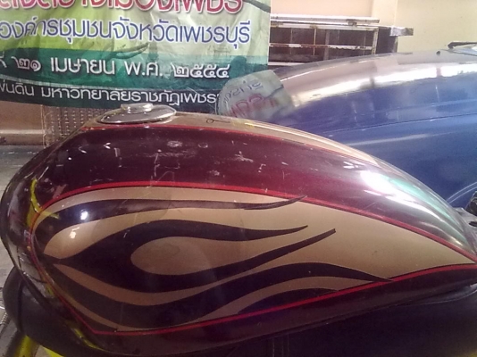 ขายถังน้ำมันและ อะไหล่ CB 750 custom ขายถังน้ำมันและ อะไหล่ CB 750 custom