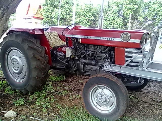 ขายรถไถ แมสซี่ 165 ท่อซ้าย 56HP เครื่องดีสวยมาก ทะเบียนพร้อมจังหวัดลพบุรี ขายราคา 85,000.- ขายรถไถ แมสซี่ 165 ท่อซ้าย 56HP เครื่องดีสวยมาก ทะเบียนพร้อมจังหวัดลพบุรี ขายราคา 85,000.-