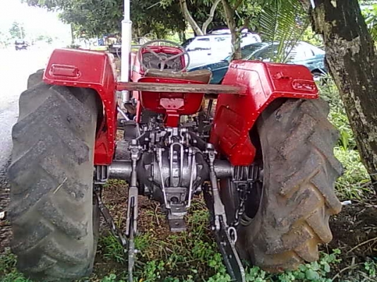 ขายรถไถ แมสซี่ 165 ท่อซ้าย 56HP เครื่องดีสวยมาก ทะเบียนพร้อมจังหวัดลพบุรี ขายราคา 85,000.- ขายรถไถ แมสซี่ 165 ท่อซ้าย 56HP เครื่องดีสวยมาก ทะเบียนพร้อมจังหวัดลพบุรี ขายราคา 85,000.-