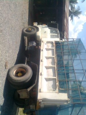 KRยาง9.00ดั้มพ์ดิน สวย ๆ ลมดัน พวงมาลัยเพาว์เวอร์ พร้อมใช้งาน