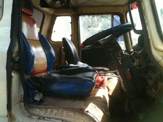 KRยาง9.00ดั้มพ์ดิน สวย ๆ ลมดัน พวงมาลัยเพาว์เวอร์ พร้อมใช้งาน