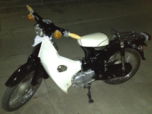 ขาย C50 สีดำราคาเบาๆๆ